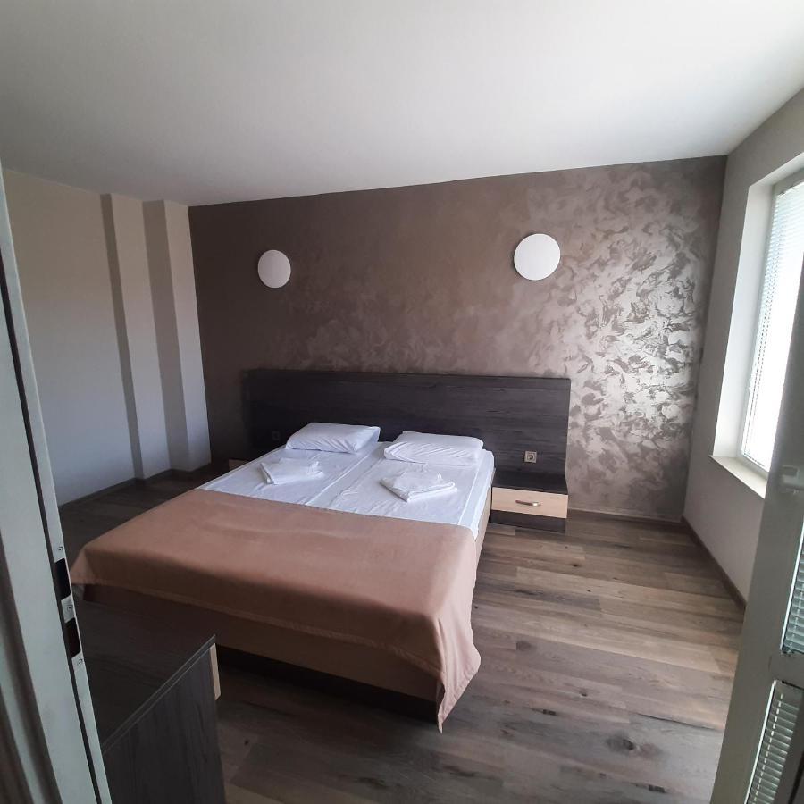 Gradina Hotel Chernomorets Buitenkant foto