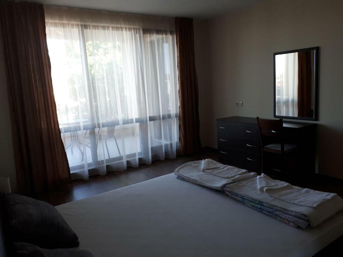 Gradina Hotel Chernomorets Buitenkant foto
